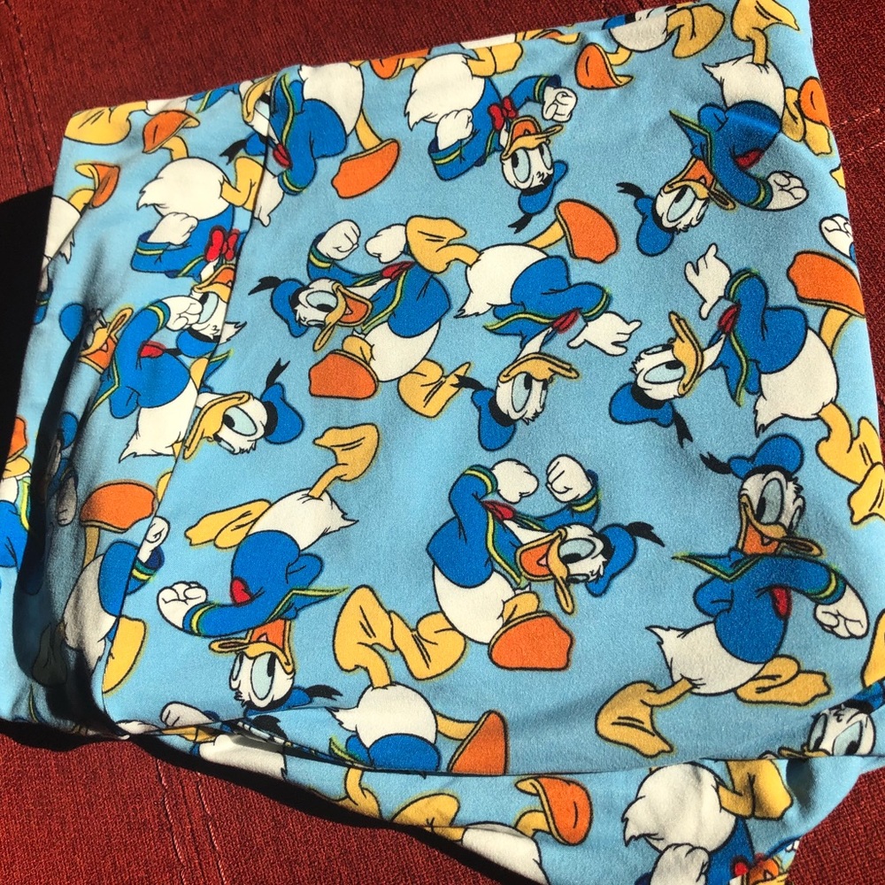 New Disney Donald Duck Lularoe